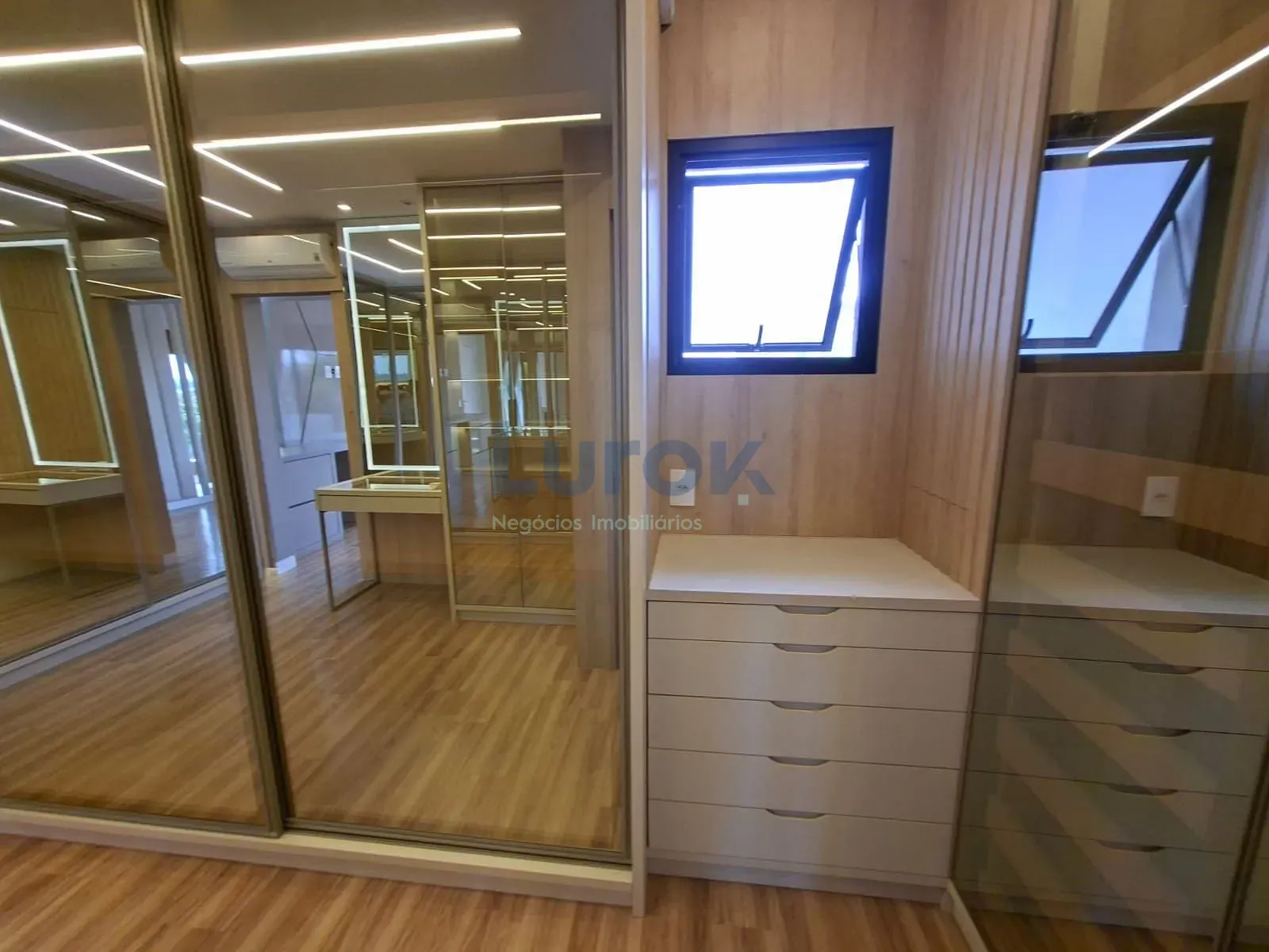 Casa, 3 quartos, 234 m² - Foto 49