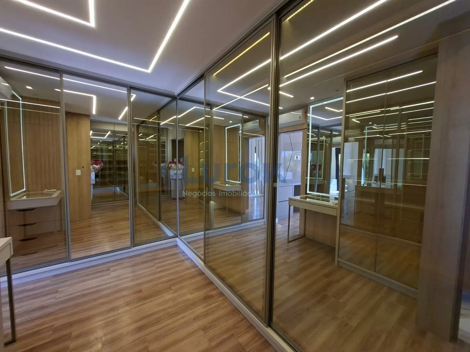 Casa, 3 quartos, 234 m² - Foto 46