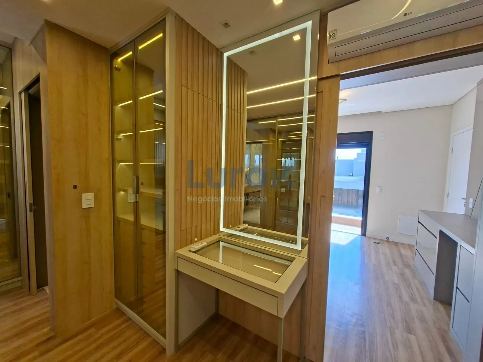 Casa, 3 quartos, 234 m² - Foto 45