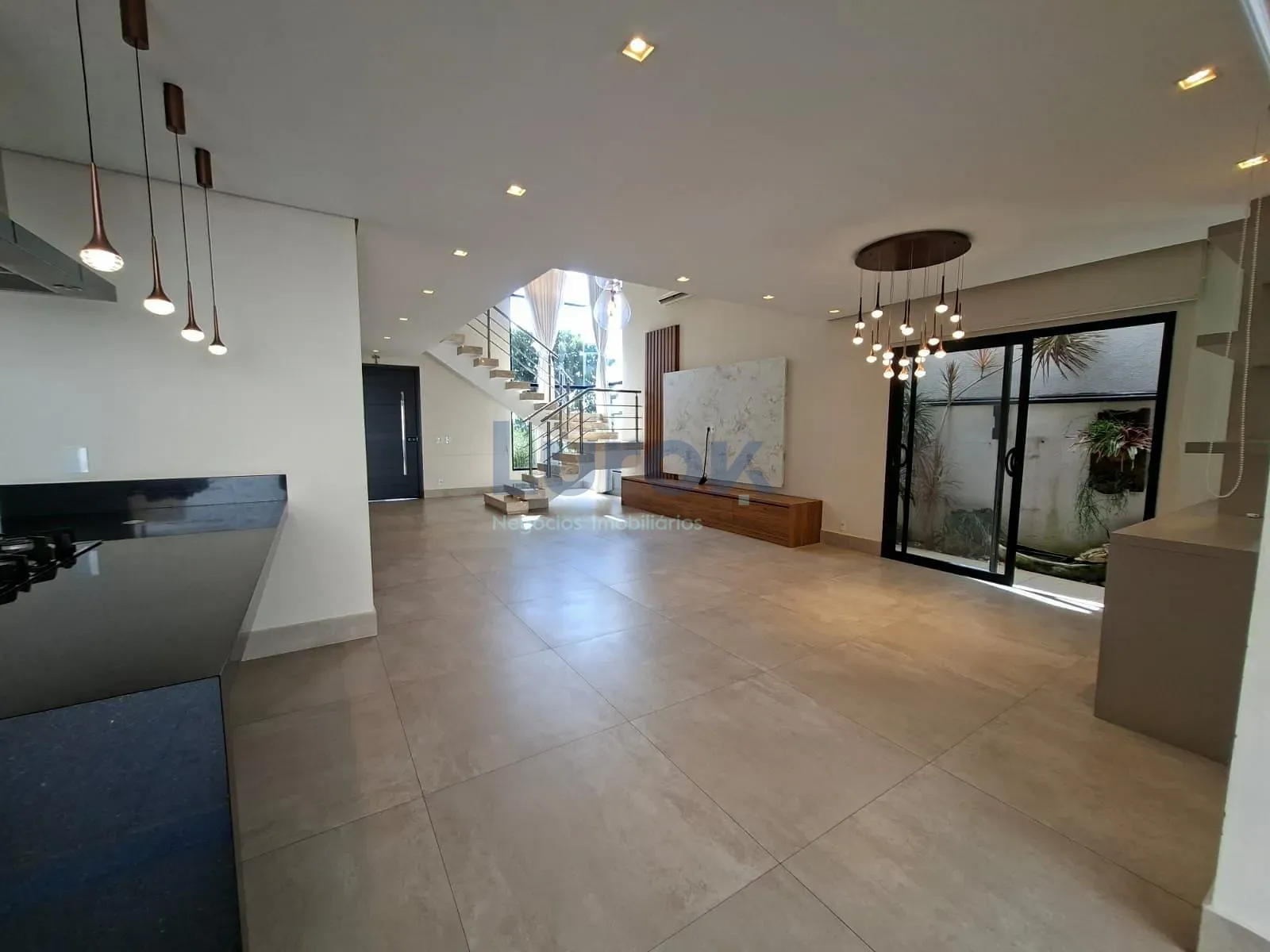 Casa, 3 quartos, 234 m² - Foto 6