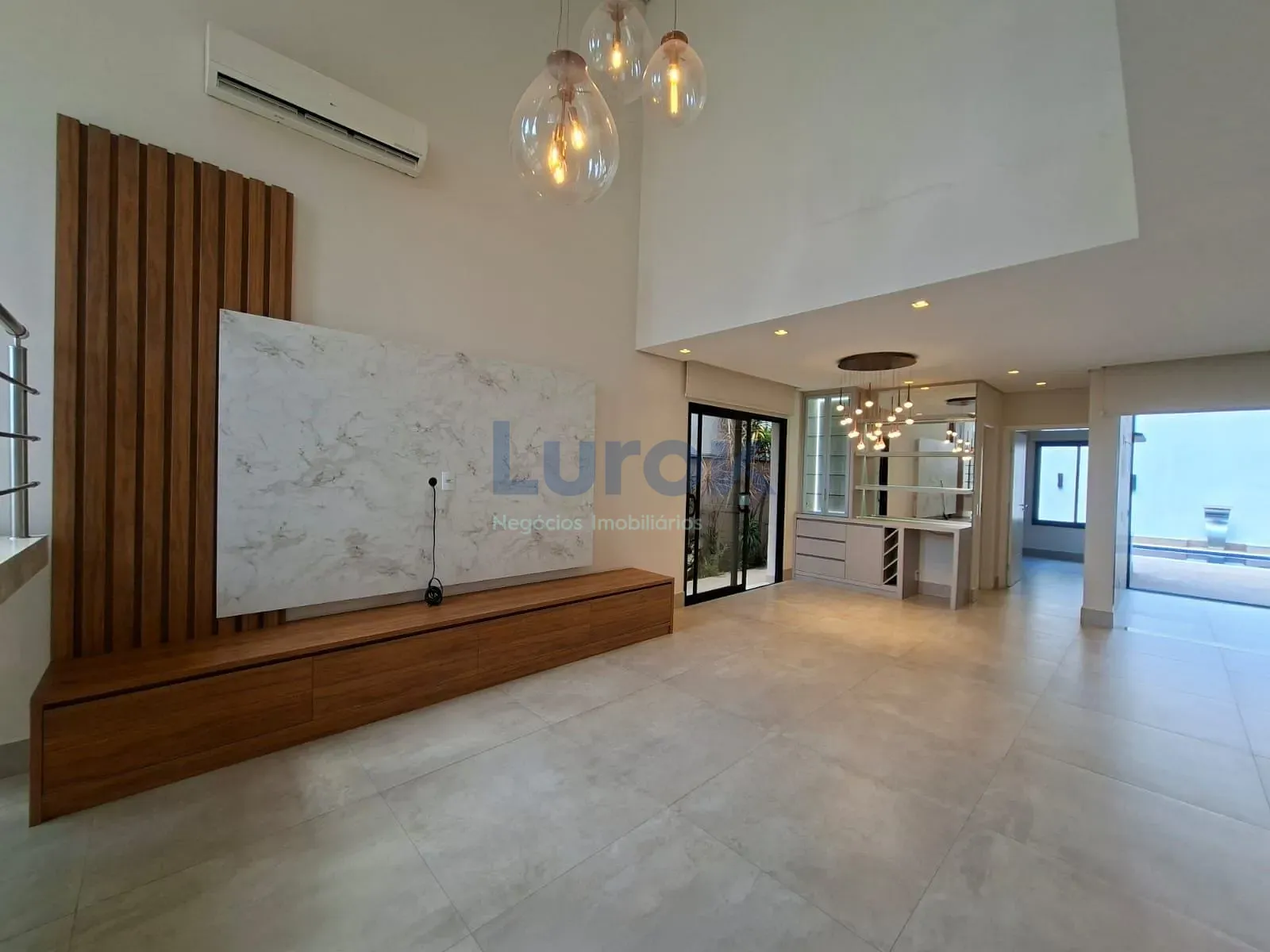 Casa, 3 quartos, 234 m² - Foto 7