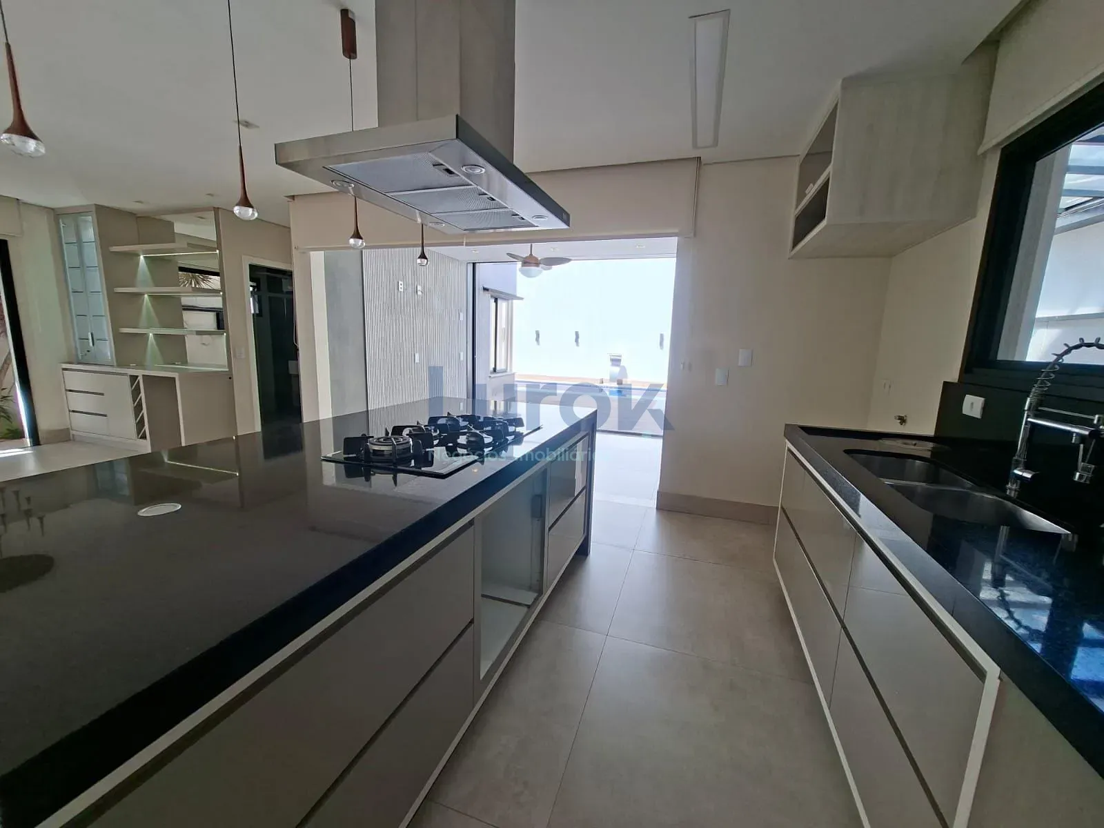 Casa, 3 quartos, 234 m² - Foto 19
