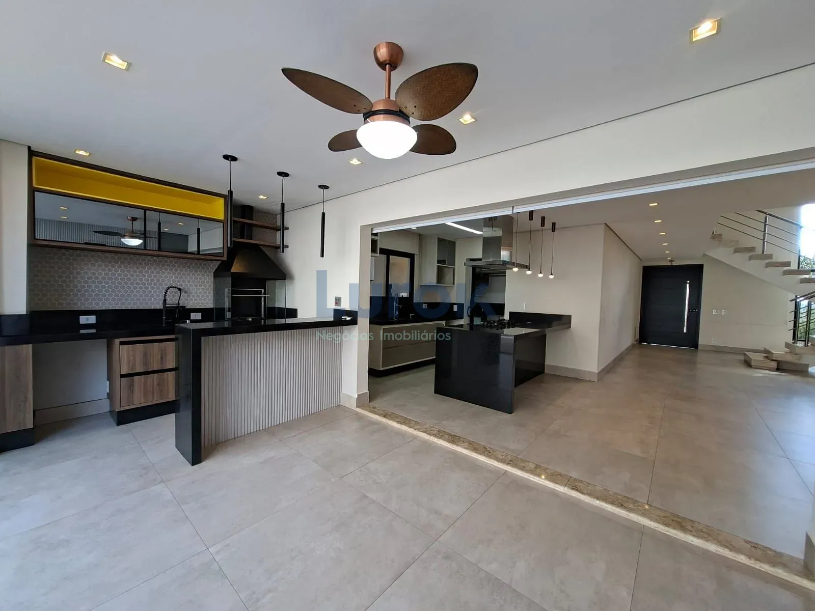 Casa, 3 quartos, 234 m² - Foto 26