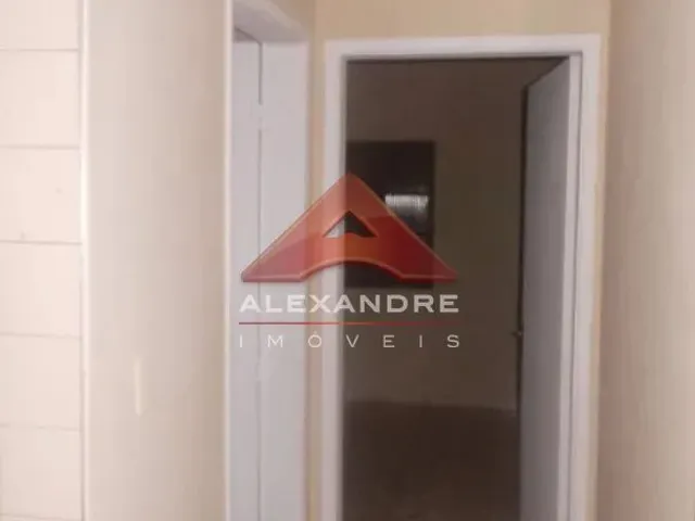 Casa com 125m² 2 quartos e 1 banheiro, para alugar, no bairro Jardim Ismênia em São José Dos Campos