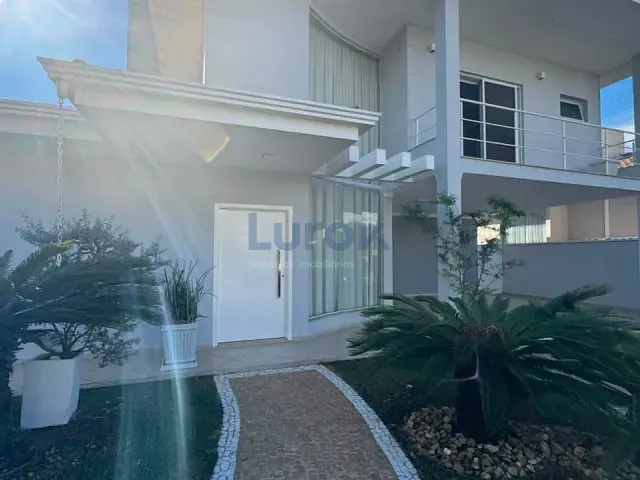 Casa com 392m² 3 quartos e 5 banheiros, à venda, no bairro Nova Suiça em Valinhos
