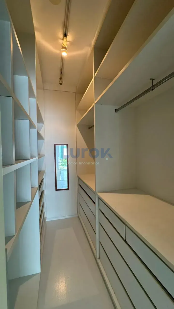 Casa, 3 quartos, 275 m² - Foto 53