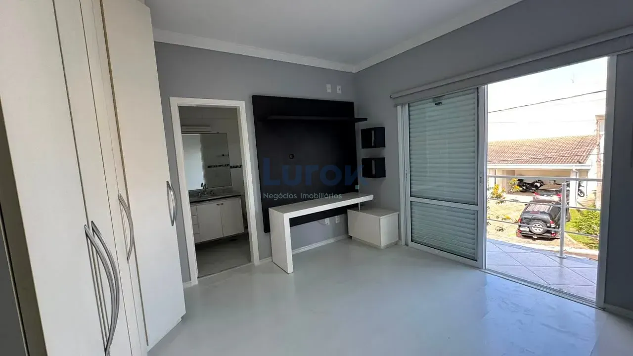 Casa, 3 quartos, 275 m² - Foto 56