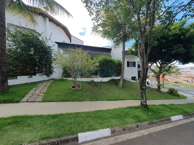 Casa com 300m² 3 quartos e 4 banheiros, à venda, no bairro Santa Cruz em Valinhos
