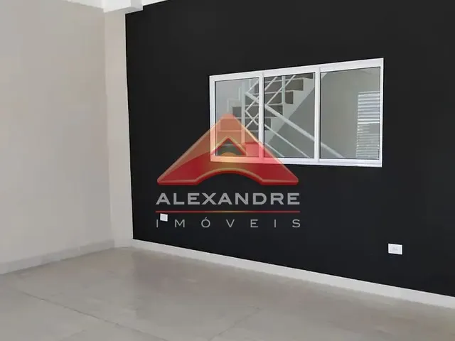 Casa com 10m² 3 quartos e 3 banheiros, à venda, no bairro Vila Industrial em São José Dos Campos
