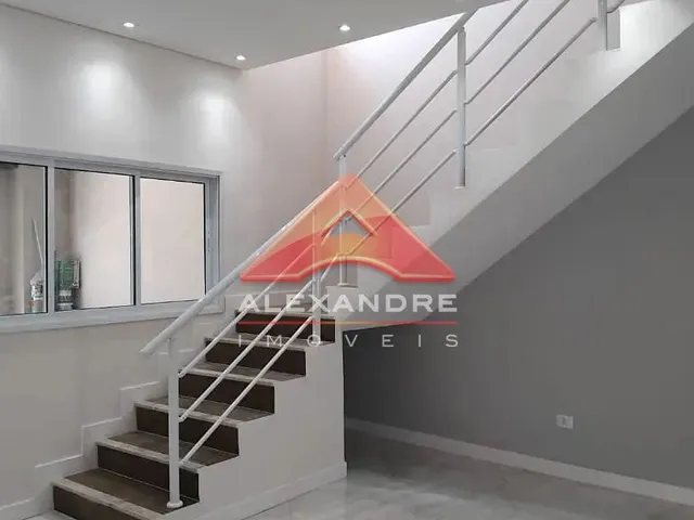 Casa com 10m² 3 quartos e 3 banheiros, à venda, no bairro Vila Industrial em São José Dos Campos
