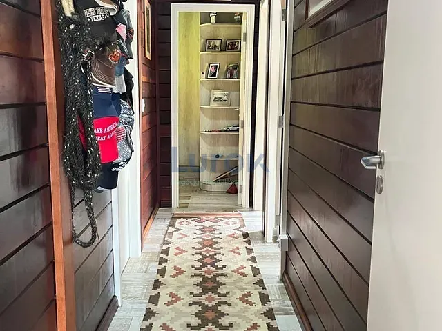Casa com 4080m² 5 quartos e 4 banheiros, à venda, no bairro Jardim São Bento do Recreio em Valinhos