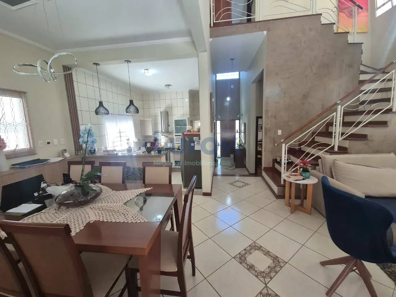 Casa, 3 quartos, 200 m² - Foto 9