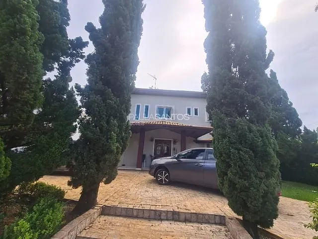 Casa com 680m² 5 quartos e 5 banheiros, à venda, no bairro Vivendas do Lago em Sorocaba