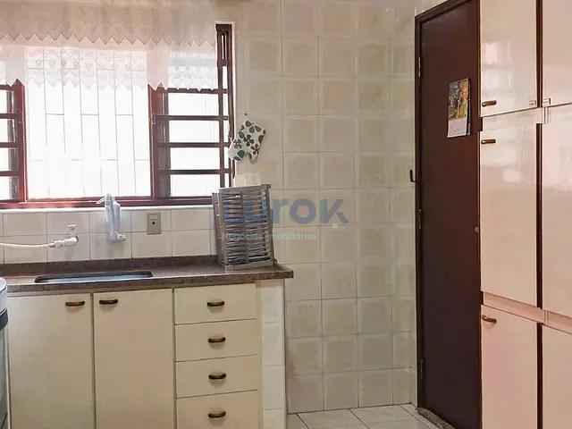 Casa 2 quartos e 2 banheiros, à venda, no bairro Jardim Paraíso em Águas de Lindóia