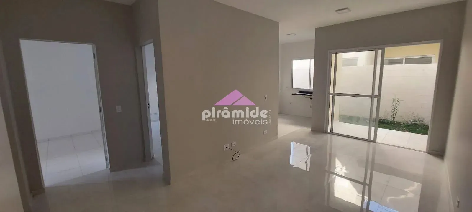 Casa, 2 quartos, 66 m² - Foto 1