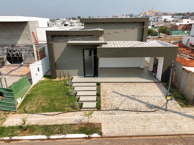 Foto do Casa - Casa no condomínio Villa Toscana para venda com 3 quartos, sendo 3 suítes, 240m² | Lares e Andares Imóveis