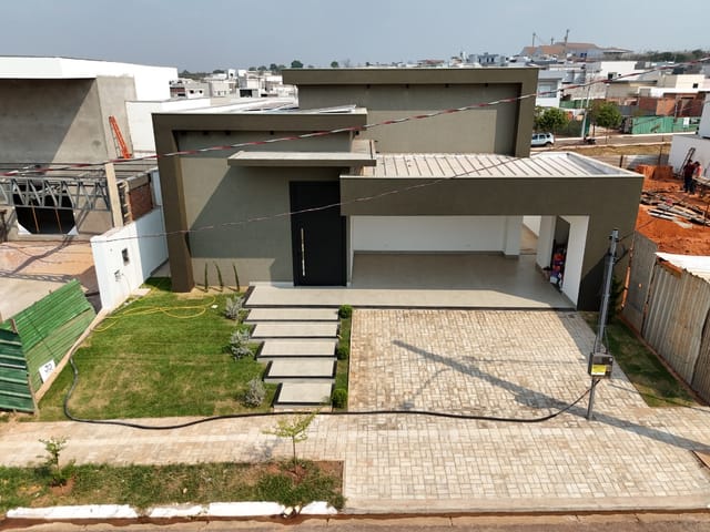 Foto do Casa - Casa no condomínio Villa Toscana para venda com 3 quartos, sendo 3 suítes, 240m² | Lares e Andares Imóveis