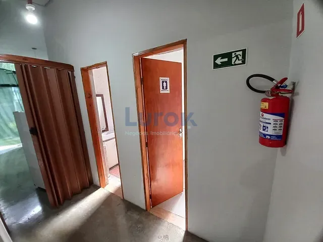 Sobrado com 700m² 3 quartos e 4 banheiros, à venda, no bairro Jardim Monte Verde em Valinhos