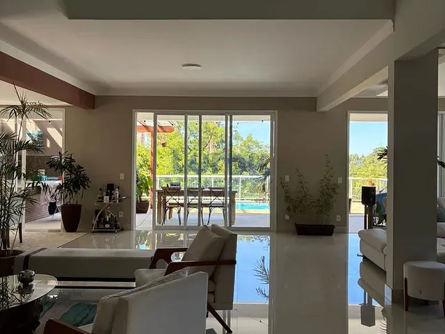 Casa com 800m² 5 quartos e 9 banheiros, à venda ou para alugar, no bairro Chácara Flora em Valinhos