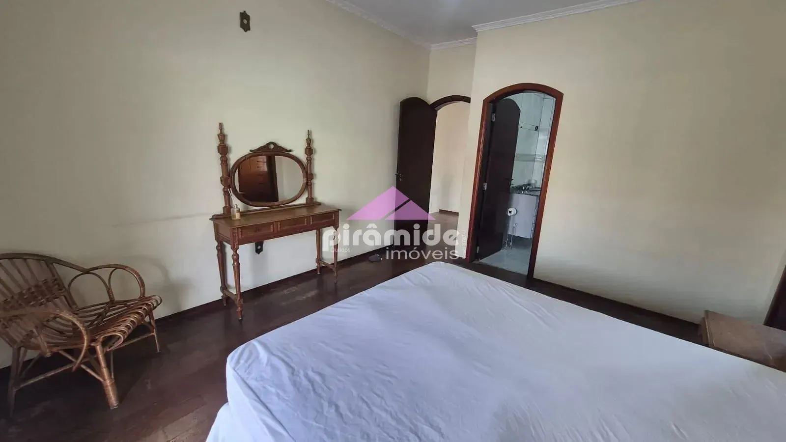 Casa, 3 quartos, 266 m² - Foto 30