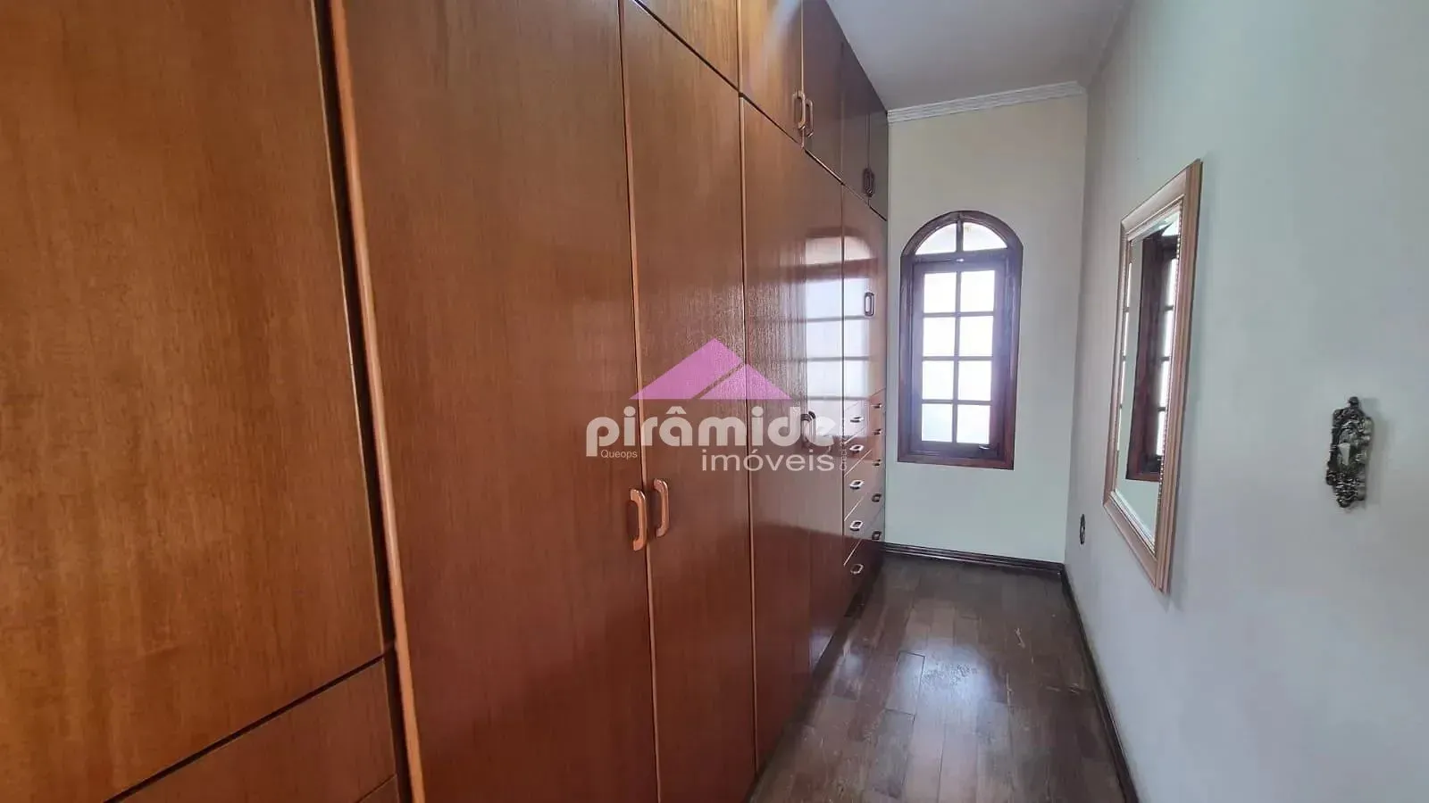 Casa, 3 quartos, 266 m² - Foto 32
