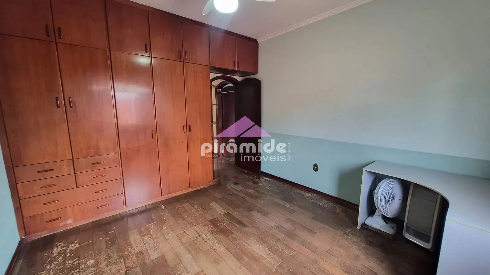 Casa, 3 quartos, 266 m² - Foto 38