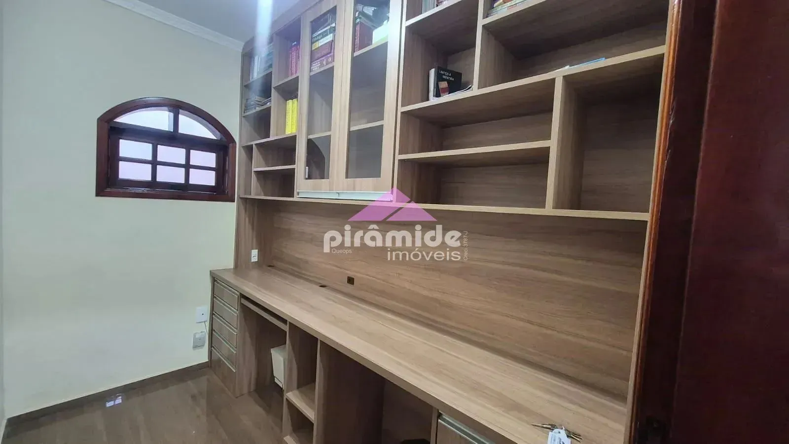 Casa, 3 quartos, 266 m² - Foto 11
