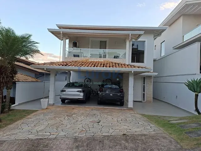 Casa com 330m² 3 quartos e 5 banheiros, à venda, no bairro Santa Cruz em Valinhos