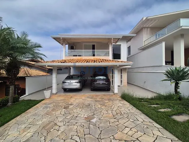 Casa com 330m² 3 quartos e 5 banheiros, à venda, no bairro Santa Cruz em Valinhos
