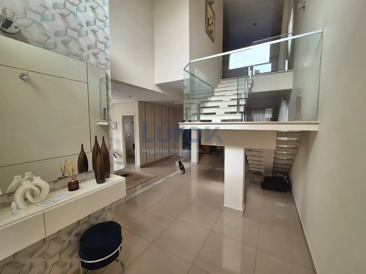 Casa, 3 quartos, 267 m² - Foto 2