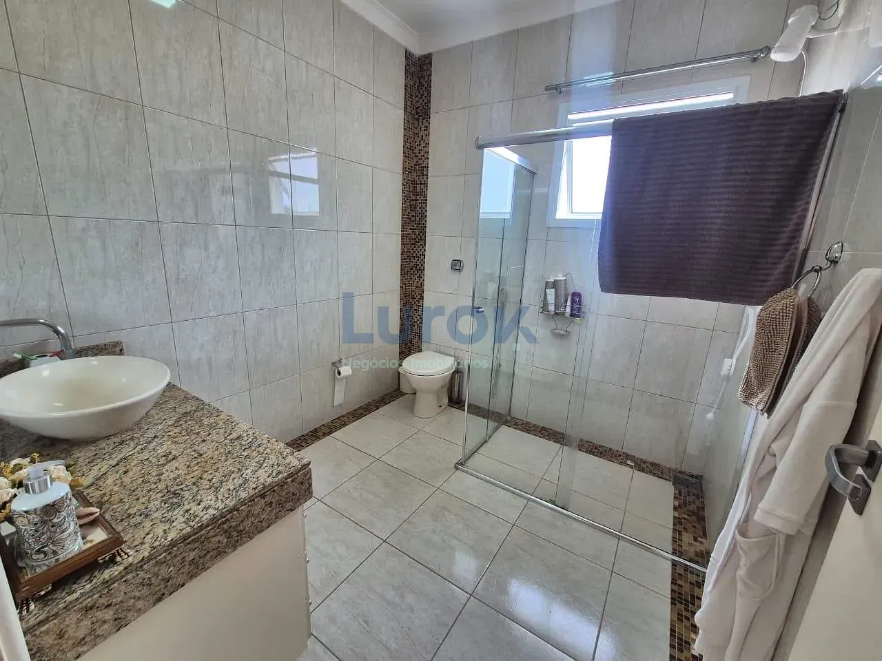 Casa, 3 quartos, 267 m² - Foto 38