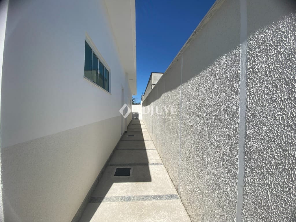 Casa à venda com 3 quartos, 81m² - Foto 3