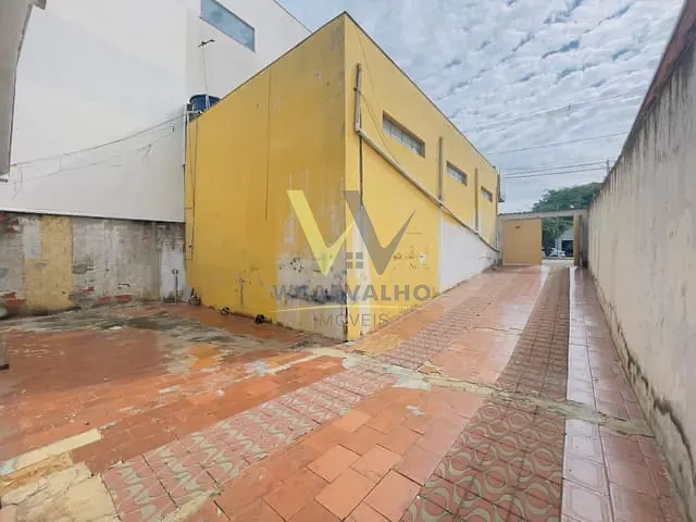 Casa com 300m², à venda, no bairro Jaiara em Anápolis