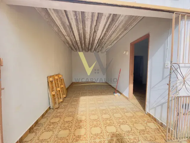 Casa com 300m², à venda, no bairro Jaiara em Anápolis