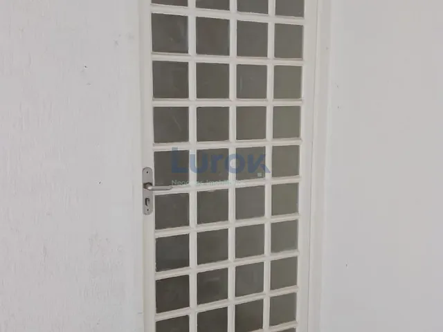 Casa com 251m² 3 quartos e 2 banheiros, para alugar, no bairro Jardim Chapadão em Campinas