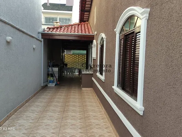 Casa com 175m² 3 quartos e 2 banheiros, à venda, no bairro Villa Branca em Jacareí