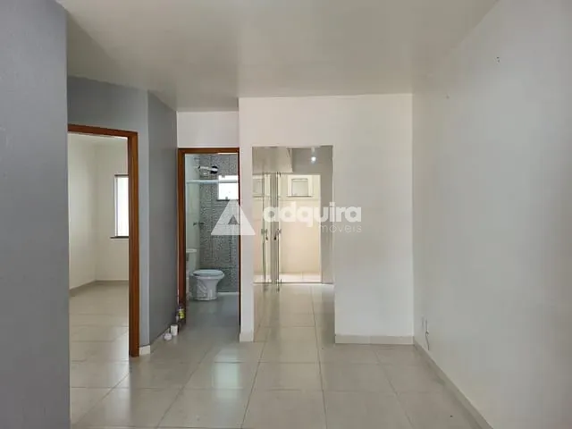 Casa com 125m² 2 quartos e 2 banheiros, à venda ou para alugar, no bairro Chapada em Ponta Grossa