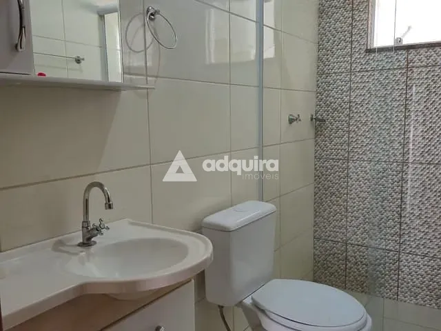 Casa com 125m² 2 quartos e 2 banheiros, à venda ou para alugar, no bairro Chapada em Ponta Grossa