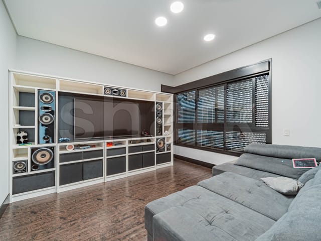 Casa com 420m² 4 quartos e 6 banheiros, à venda, no bairro Cidade Tamboré em Santana de Parnaíba
