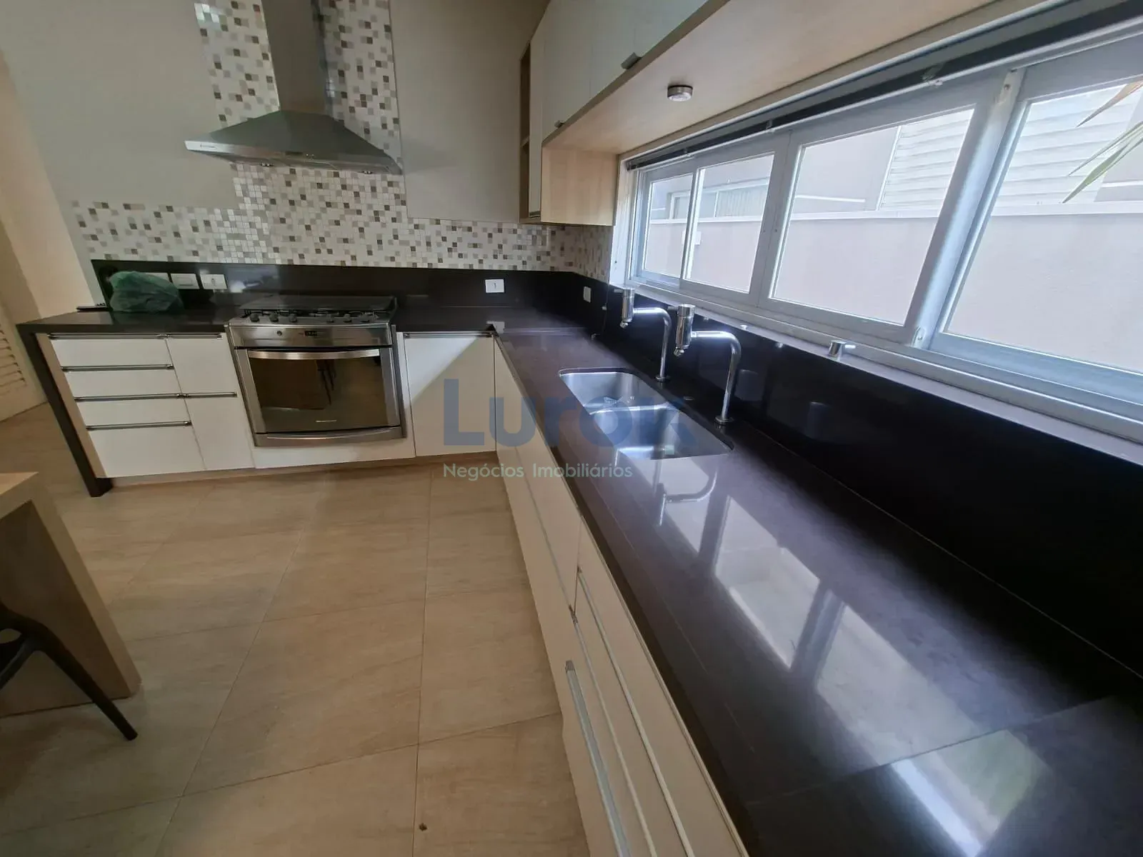 Casa, 3 quartos, 345 m² - Foto 11