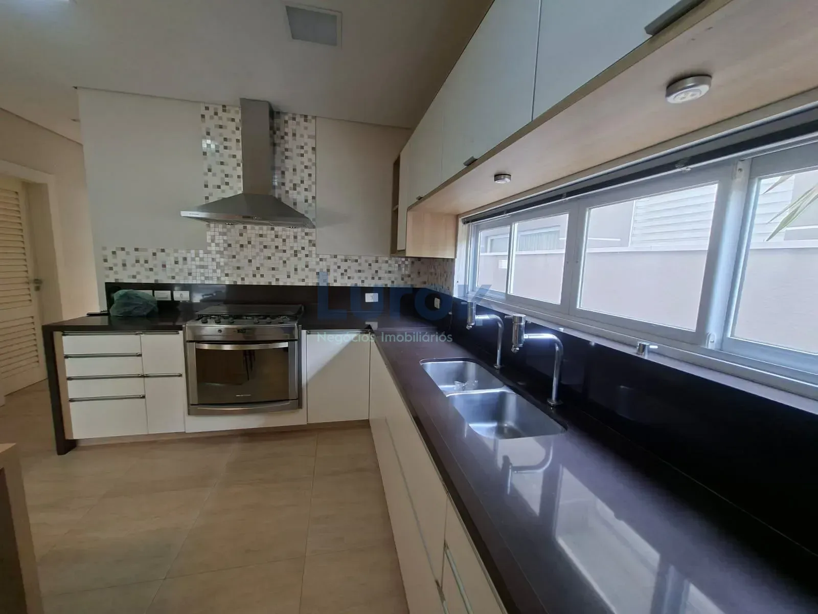 Casa, 3 quartos, 345 m² - Foto 12