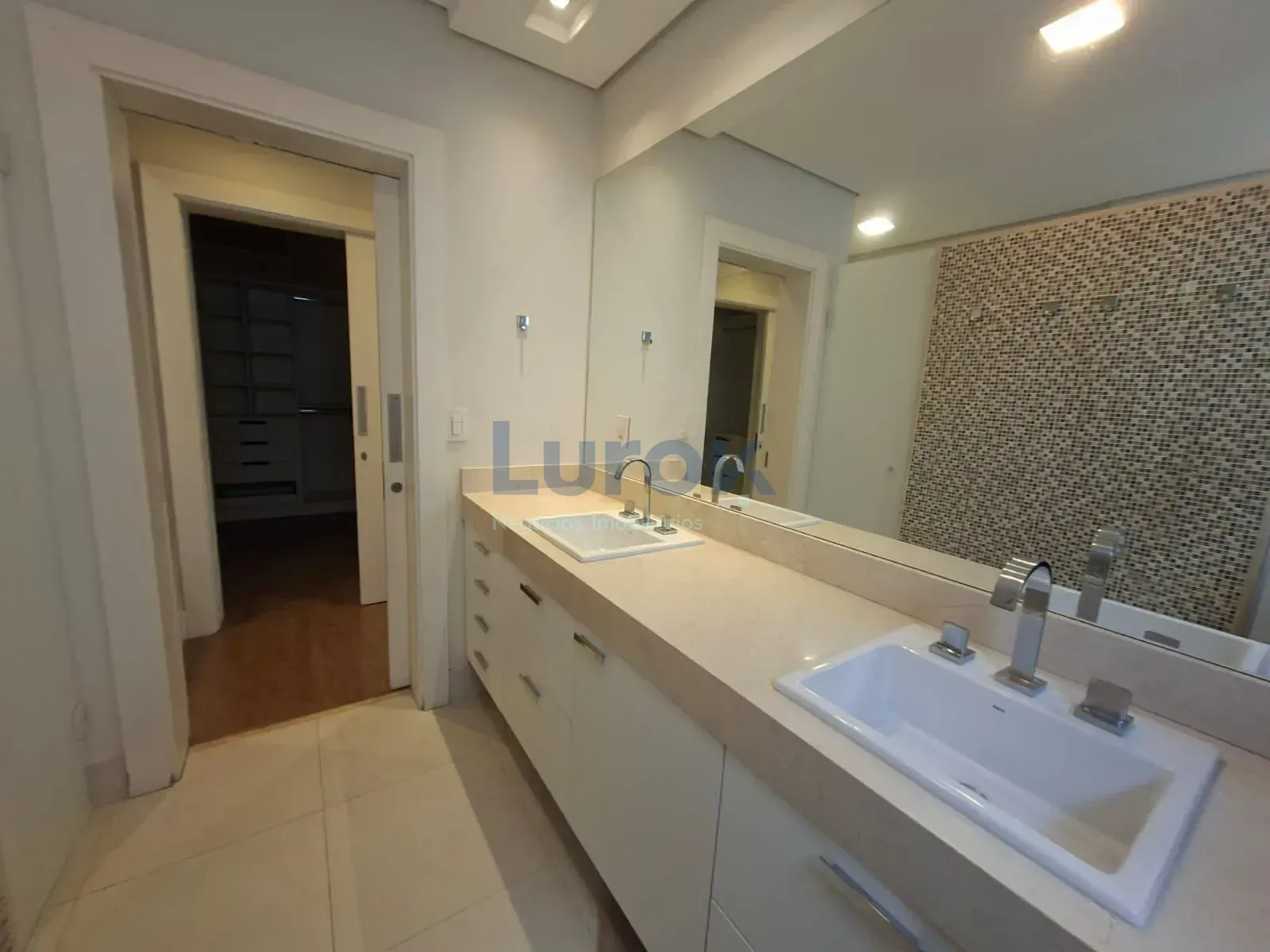 Casa, 3 quartos, 345 m² - Foto 43