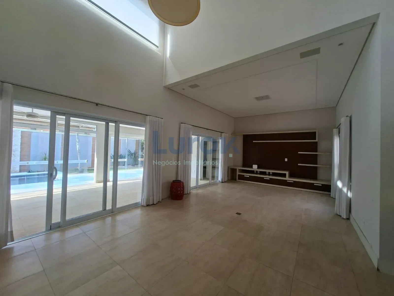 Casa, 3 quartos, 345 m² - Foto 9