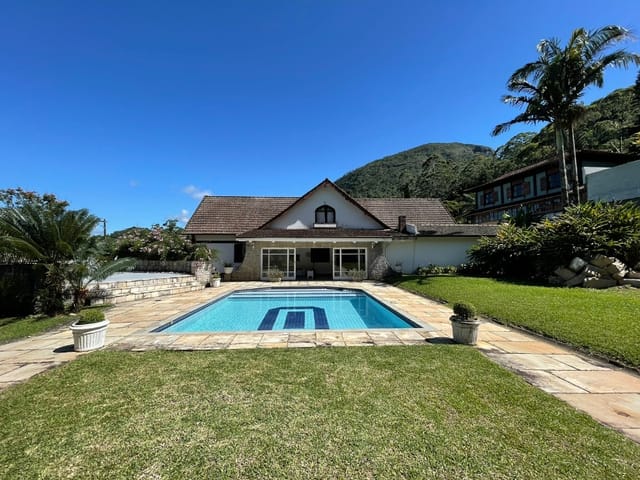 Foto do Casa - Casa à venda 6 Quartos, 4 Suites, 8 Vagas, 3140M², Morin, Petrópolis - RJ | Adjuve Imobiliária