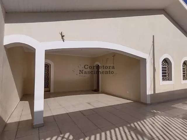 Casa com 460m², à venda, no bairro Parque Itamarati em Jacareí