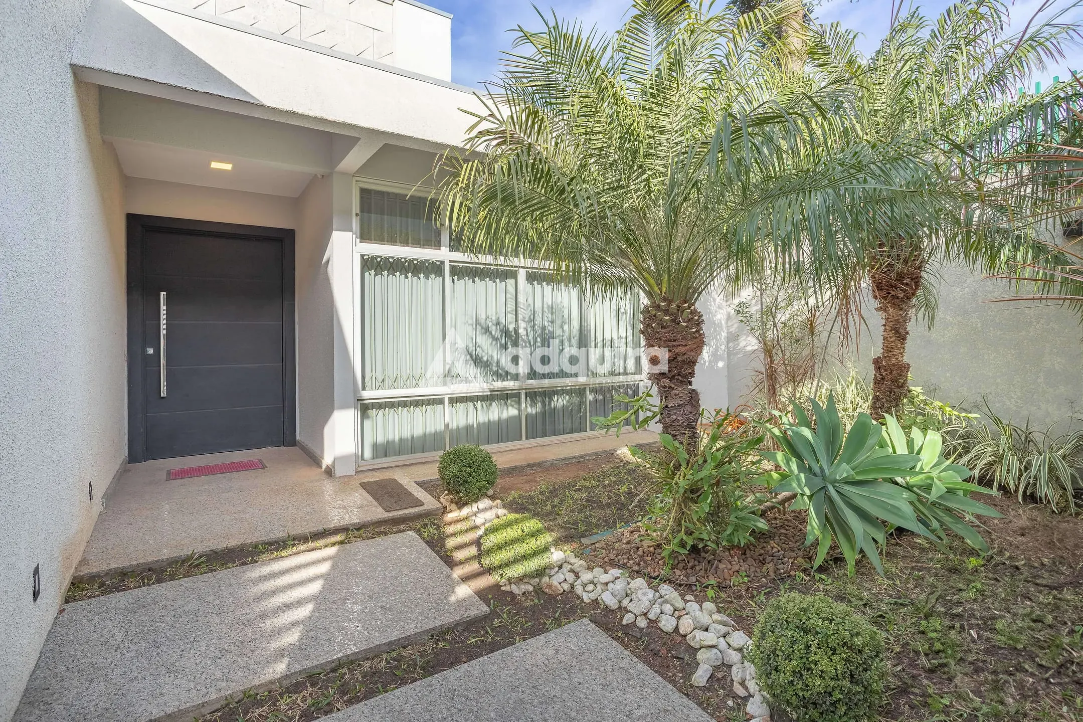 Casa, 3 quartos, 293 m² - Foto 1