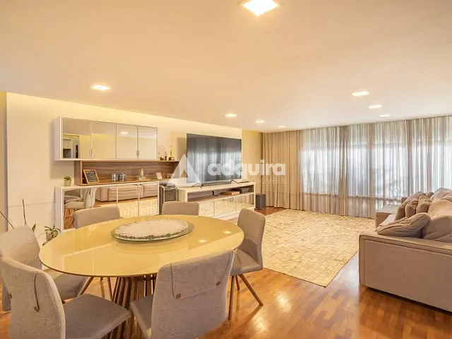Casa com 440m² 3 quartos e 5 banheiros, à venda, no bairro Nova Rússia em Ponta Grossa