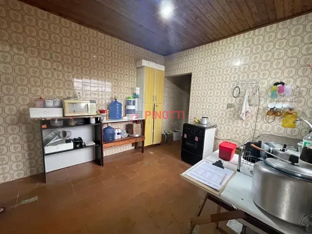 Casa 2 quartos e 2 banheiros, à venda, no bairro Alves Dias em São Bernardo do Campo