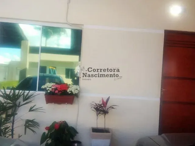 Casa com 1m² 2 quartos e 1 banheiro, à venda, no bairro Jardim Altos de Santana II em Jacareí