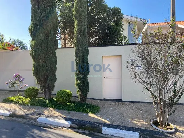 Casa com 300m² 3 quartos e 4 banheiros, à venda, no bairro Jardim Paiquerê em Valinhos
